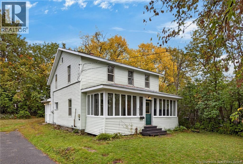 877 Barker Street - Image 6