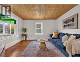 Family room - 877 Barker Street, Fredericton, NB E3A3K4 Photo 11