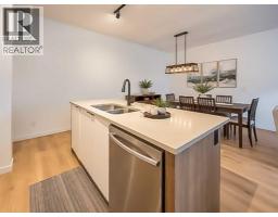 176 Walgrove Common SE - photo 5