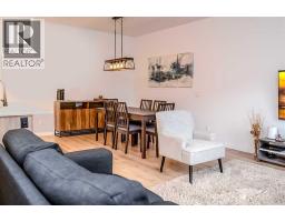 176 Walgrove Common SE - photo 6