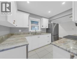 2584 Chilver, Windsor, ON N8W2V9 Photo 13