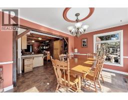 Living room - 4220 Queen's Line, Chatham Kent, ON N0P2L0 Photo 10