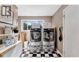 4220 Queen's Line, Chatham Kent, ON N0P2L0 Photo 16