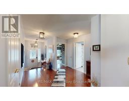 8 Middleport Drive, Wasaga Beach, ON L9Z3C1 Photo 14