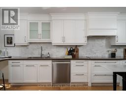 20 Connable Drive, Toronto, ON M5R1Z8 Photo 18