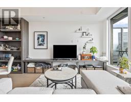 514 - 835 St Clair Avenue W, Toronto, ON M6C0A8 Photo 6