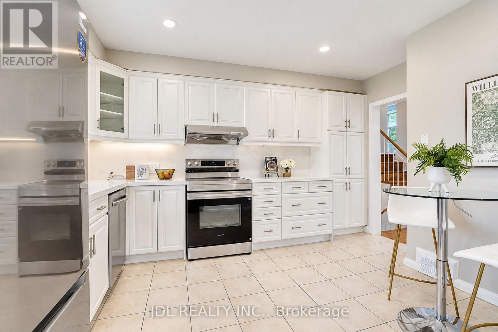 19 SWEENEY DRIVE - Image 16