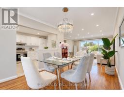 19 Sweeney Drive, Toronto, ON M4A1T1 Photo 14