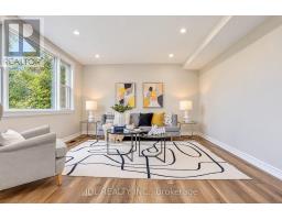 19 Sweeney Drive, Toronto, ON M4A1T1 Photo 31