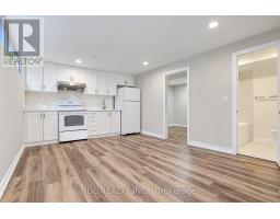 19 Sweeney Drive, Toronto, ON M4A1T1 Photo 35