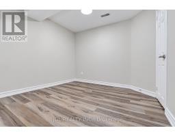 19 Sweeney Drive, Toronto, ON M4A1T1 Photo 38
