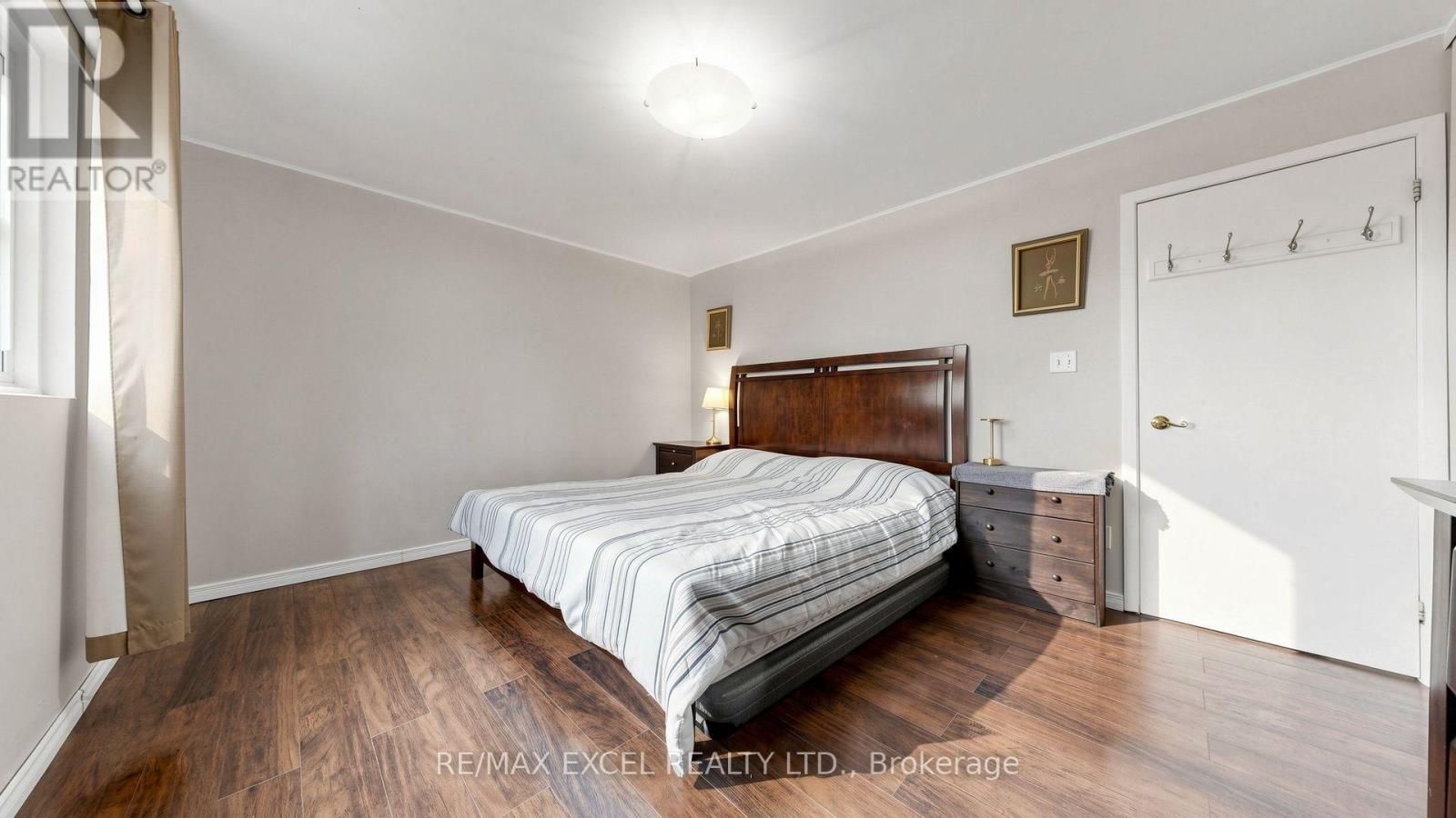 110 COURVILLE COACH WAY - 21