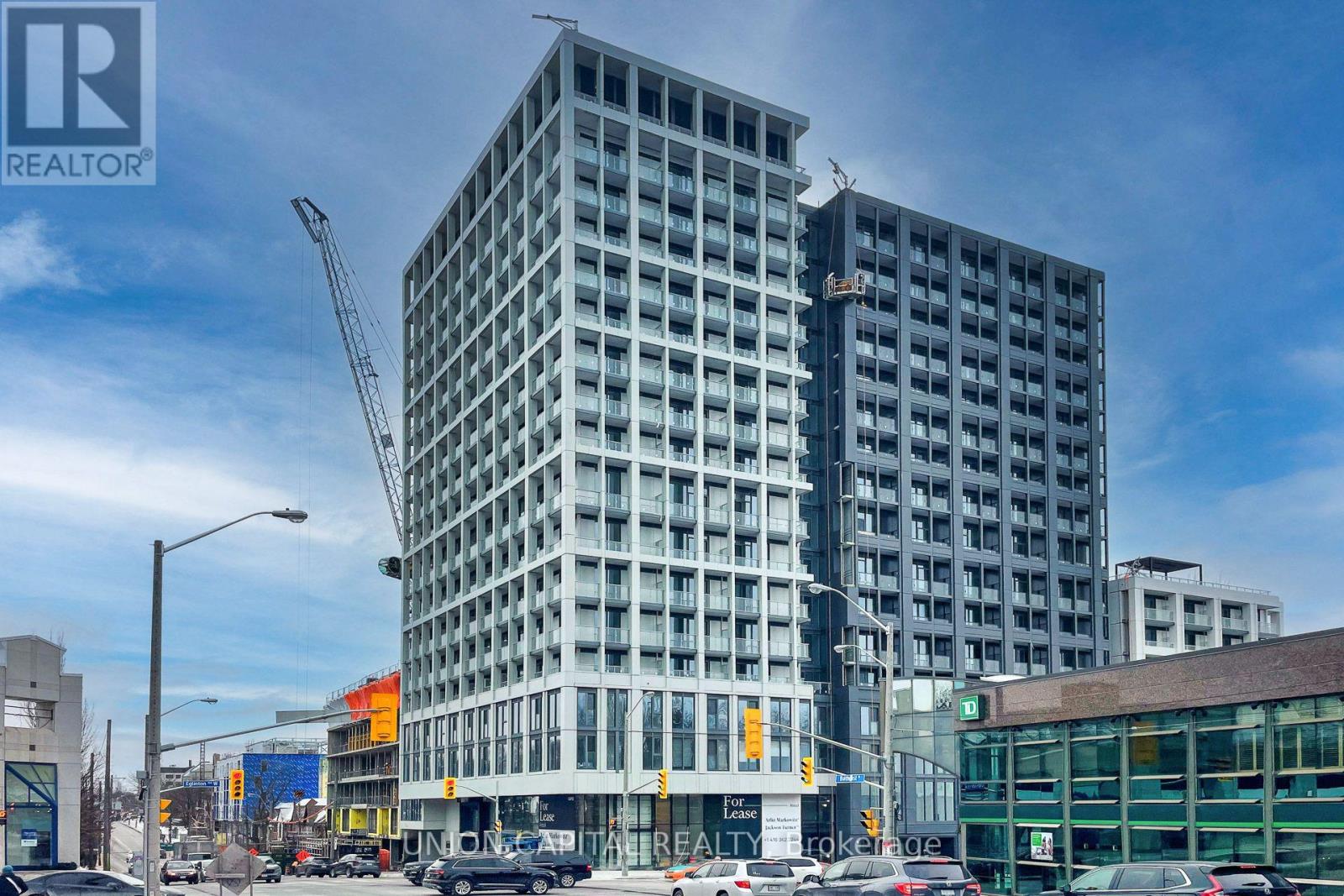 Photo of 2020 Bathurst Street