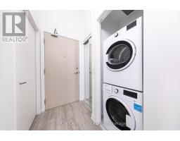 1007 - 2020 Bathurst Street, Toronto, ON M5P0A6 Photo 11