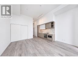 1007 - 2020 Bathurst Street, Toronto, ON M5P0A6 Photo 8