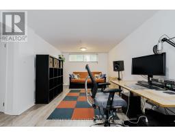 2 Cottonwood Drive, Toronto, ON M3C2B4 Photo 15