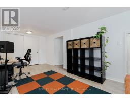 2 Cottonwood Drive, Toronto, ON M3C2B4 Photo 17
