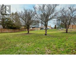 2 Cottonwood Drive, Toronto, ON M3C2B4 Photo 22