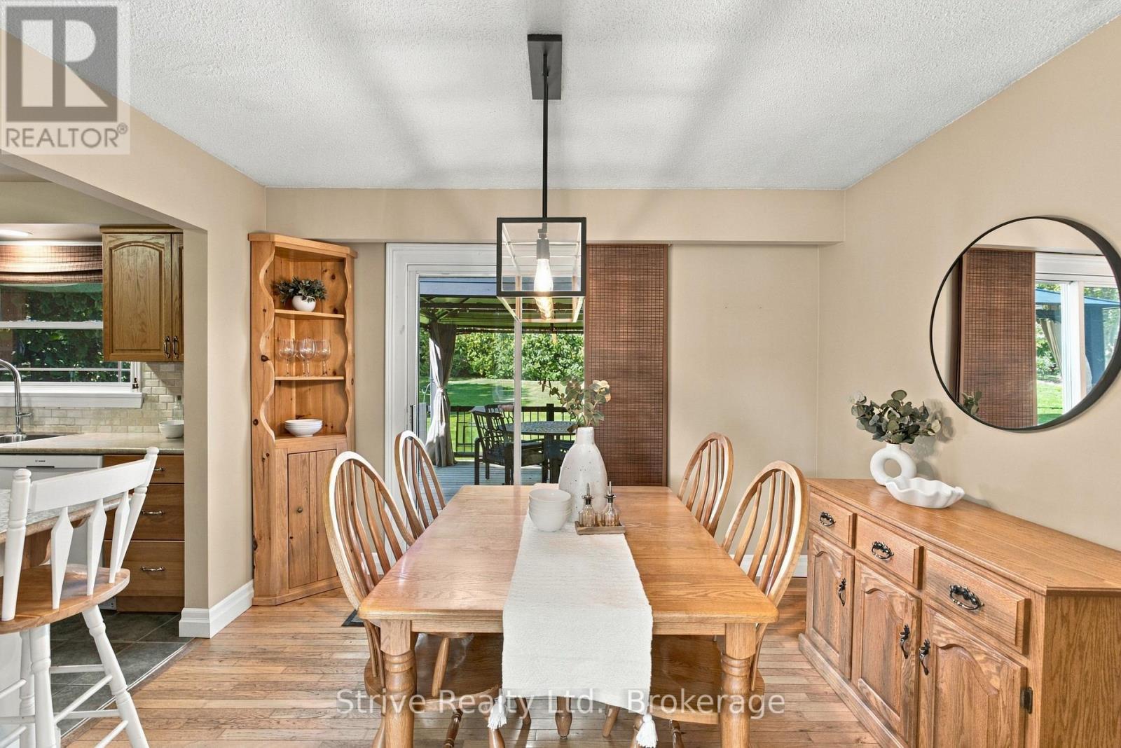 6 LENORE AVENUE - 11
