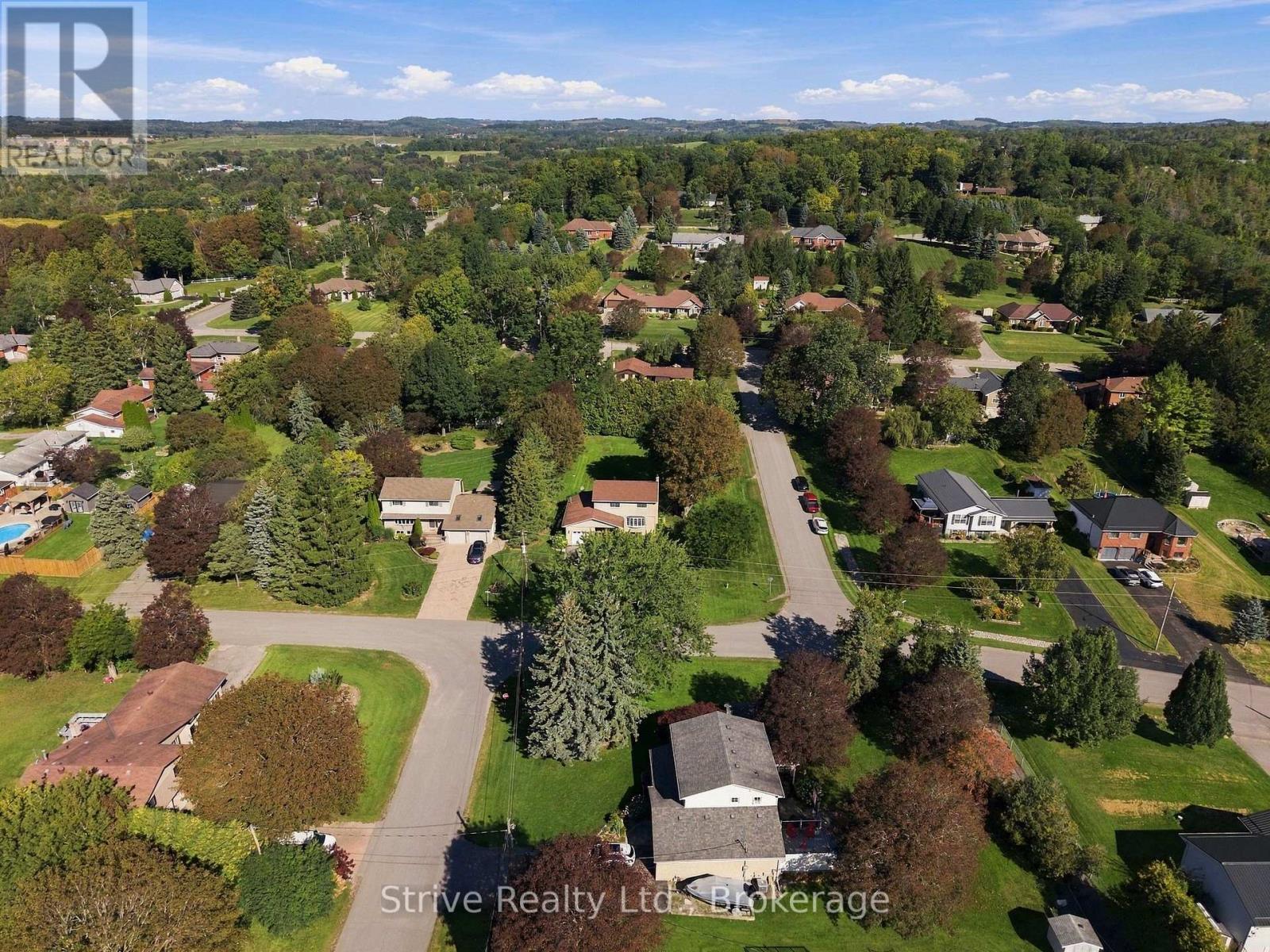 6 LENORE AVENUE - 3