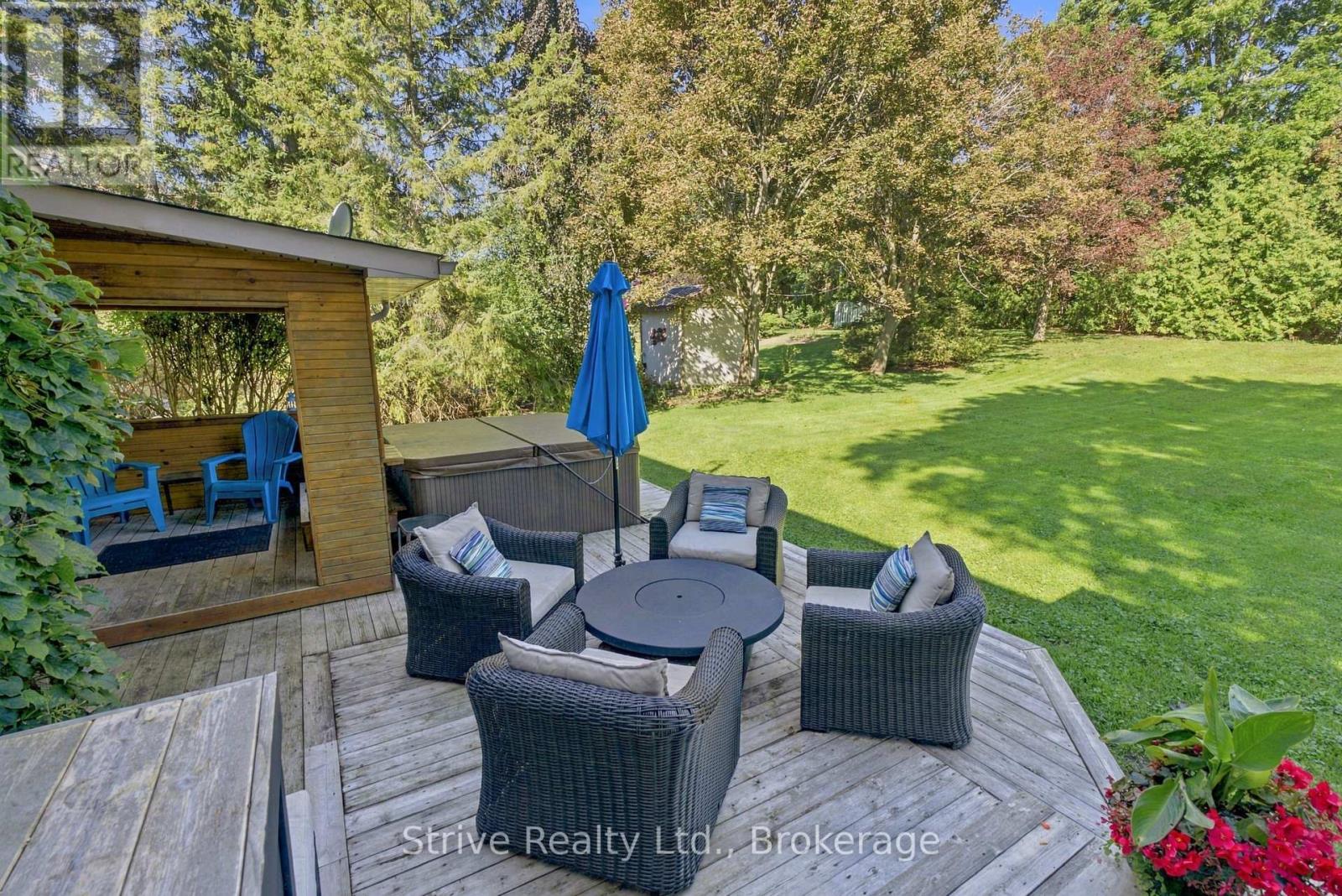 6 LENORE AVENUE - 36