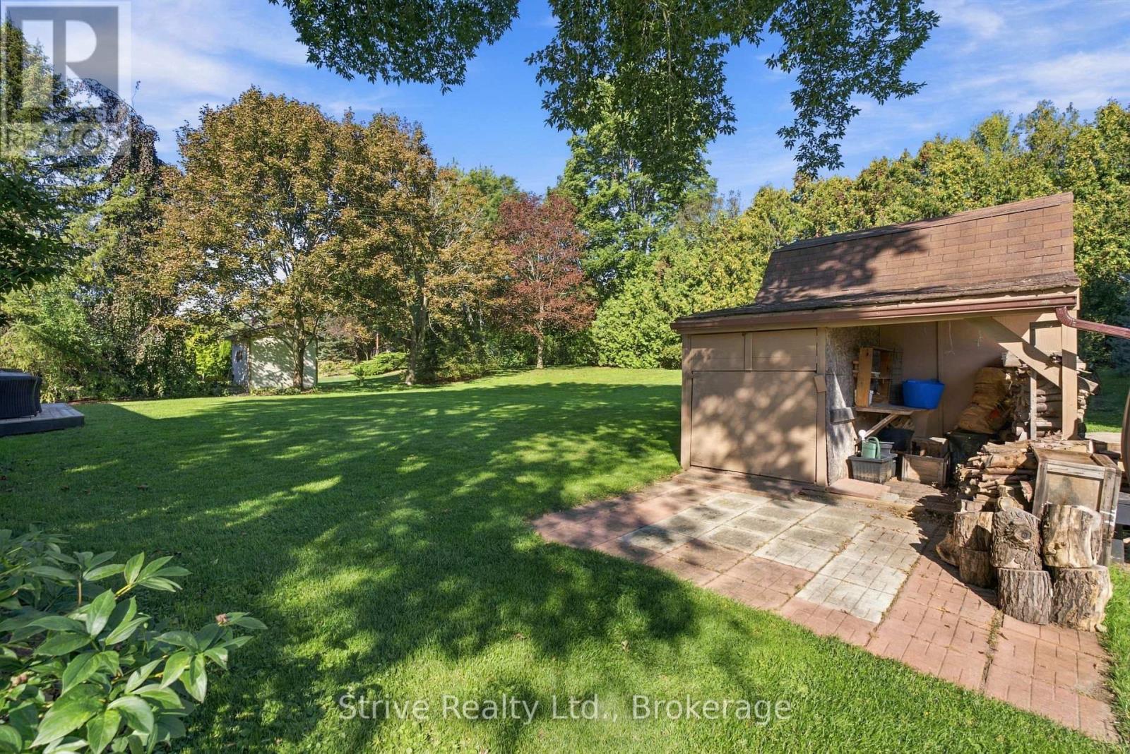6 LENORE AVENUE - 40