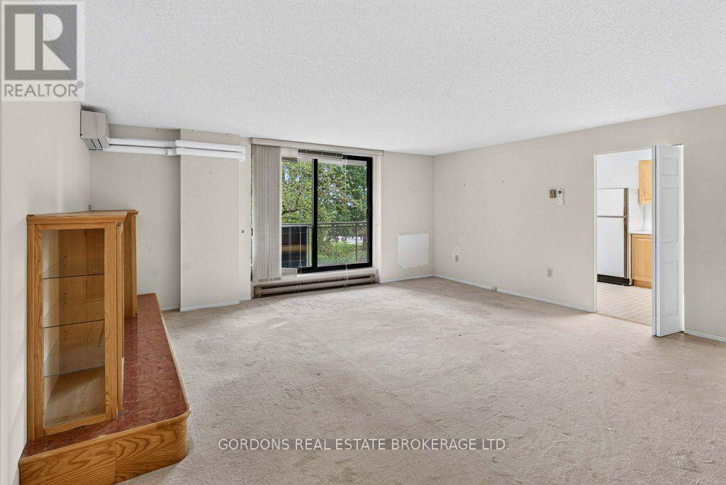 #201 120 BARRETT COURT - Image 22