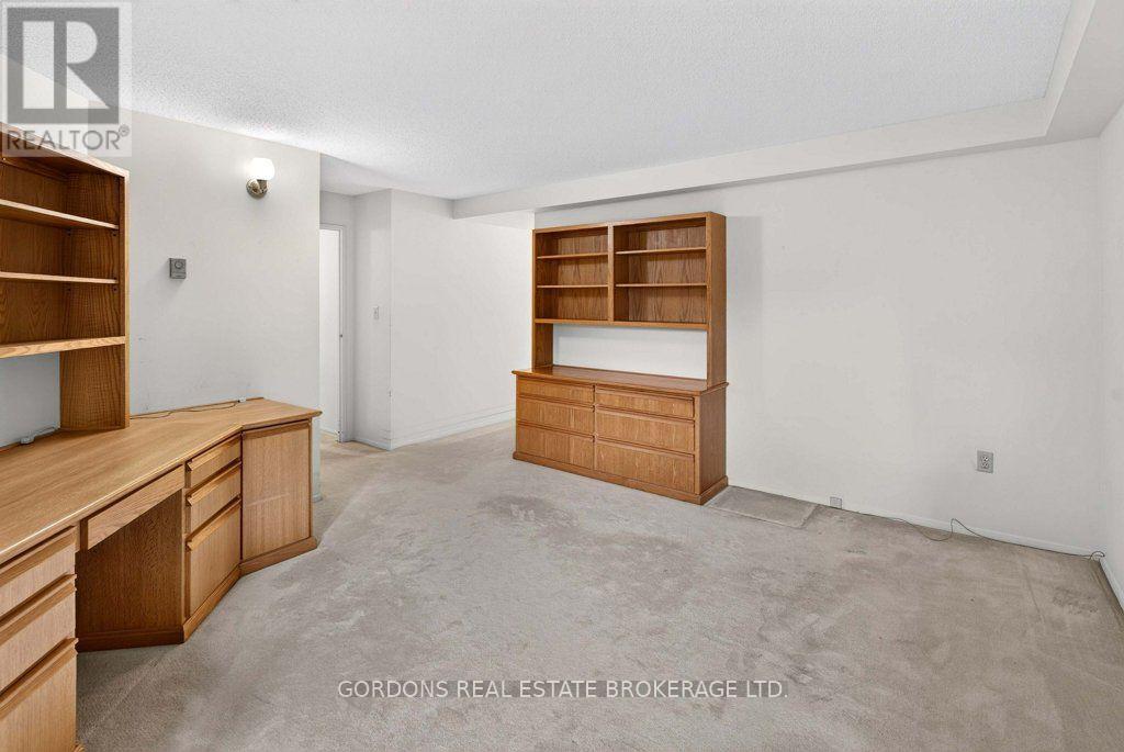 #201 120 BARRETT COURT - Image 41