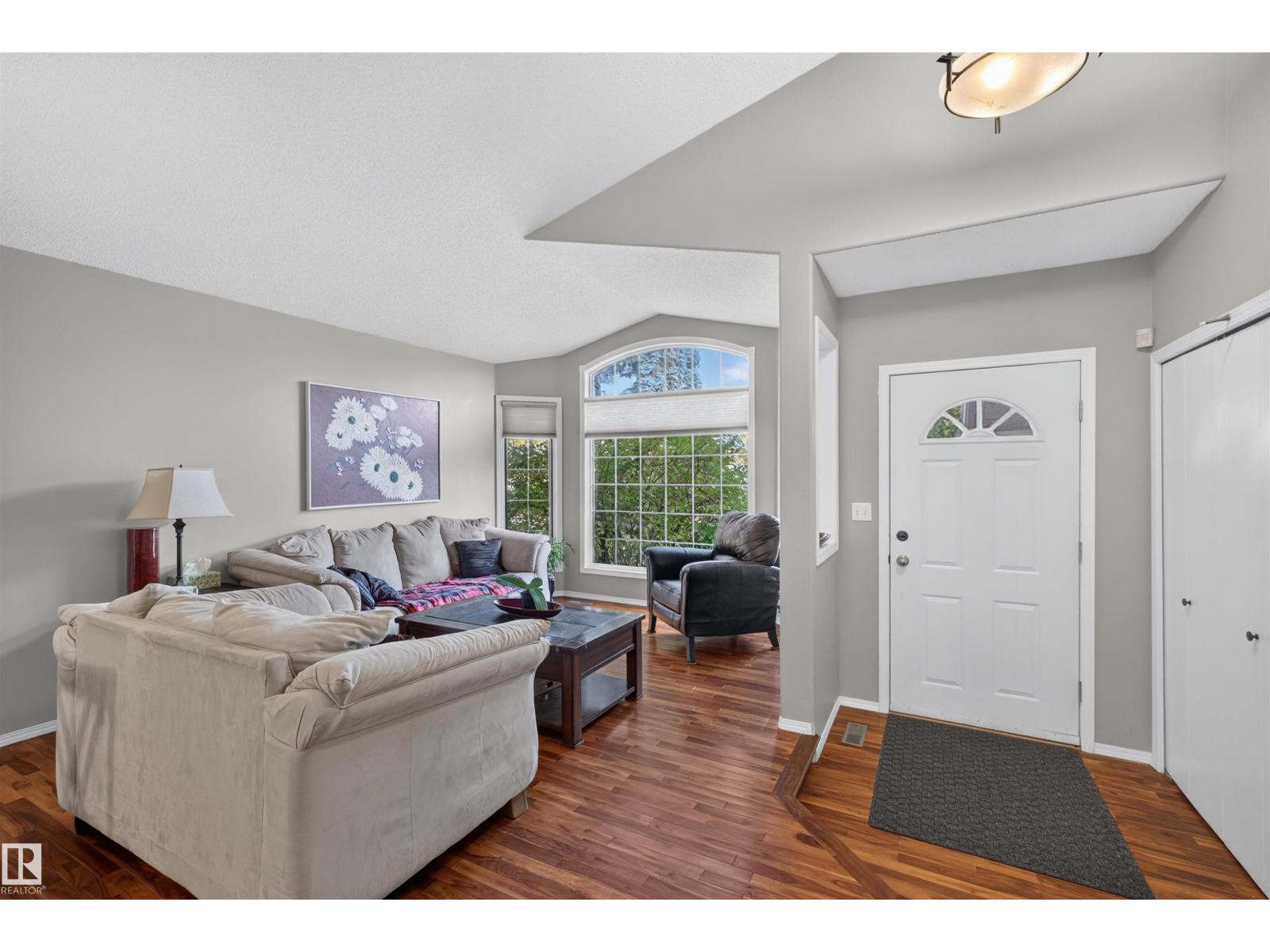 65 NOTTINGHAM BV, Sherwood Park, Alberta, T8A5P1, Sherwood Park, Alberta — photo 2 of 5