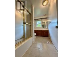 6 Highhill Drive, Toronto, ON M1T1N6 Photo 18