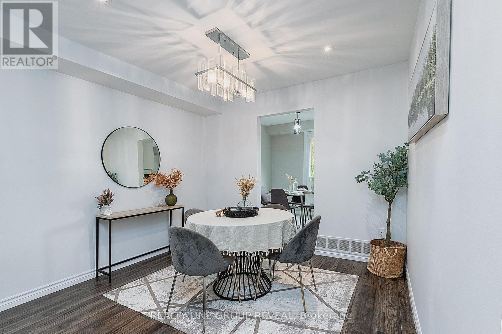 #15 222 PEARSON STREET - 7