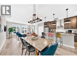 4pc Bathroom - 166 Howse Common Ne, Calgary, AB T3P1L6 Photo 9