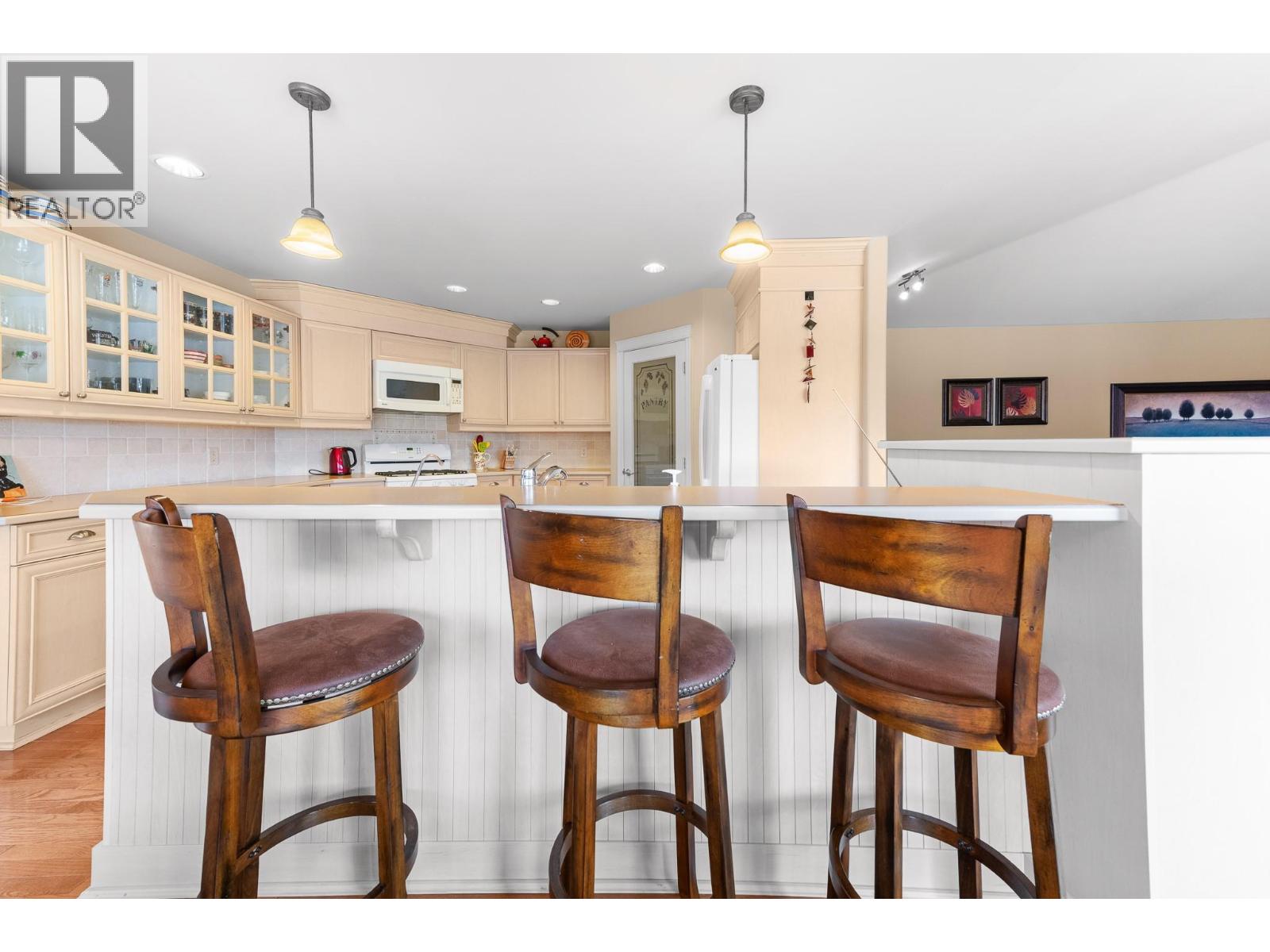 #100 550 Glenmeadows Road - 25