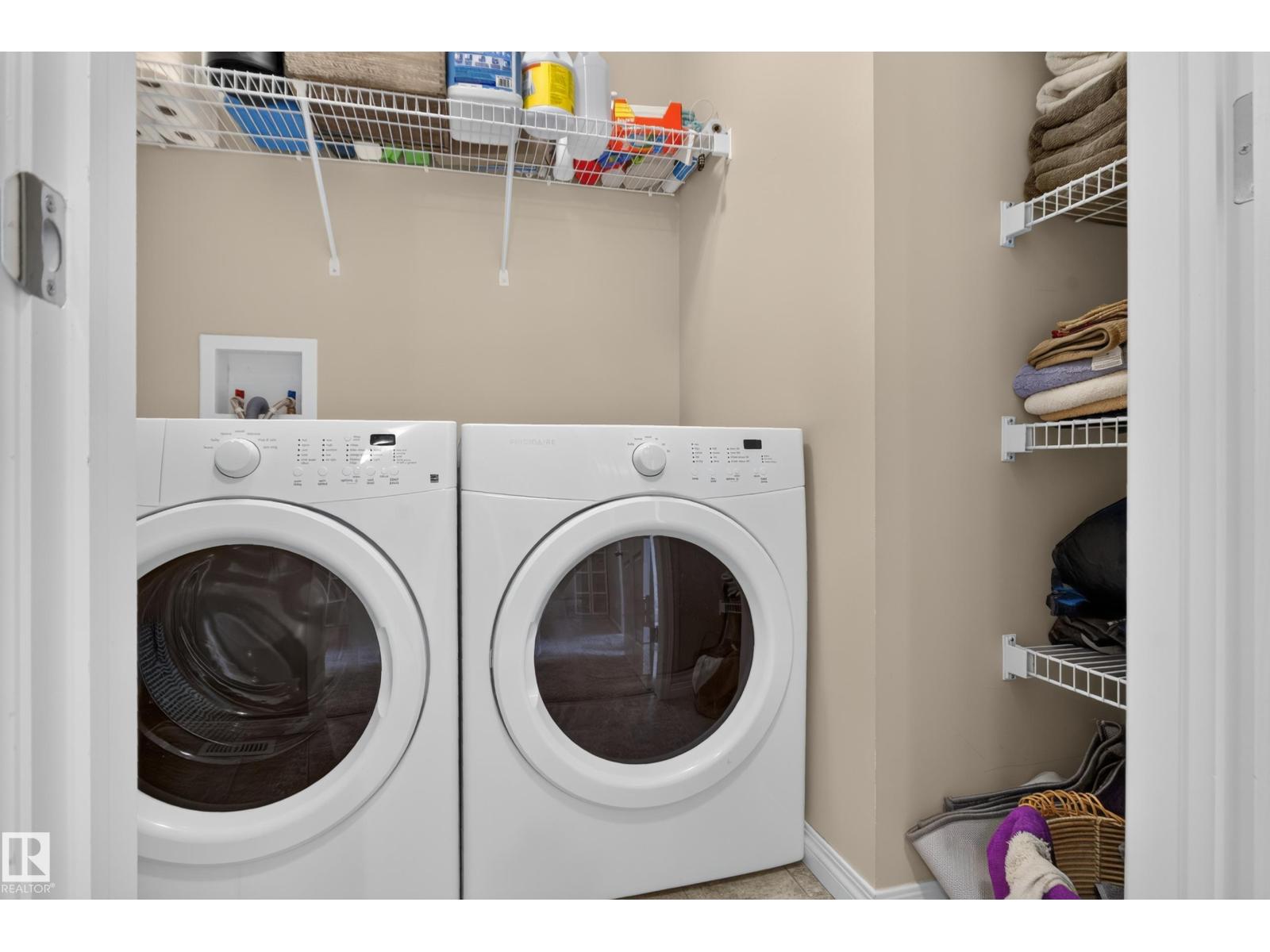2322 67A ST SW - 32