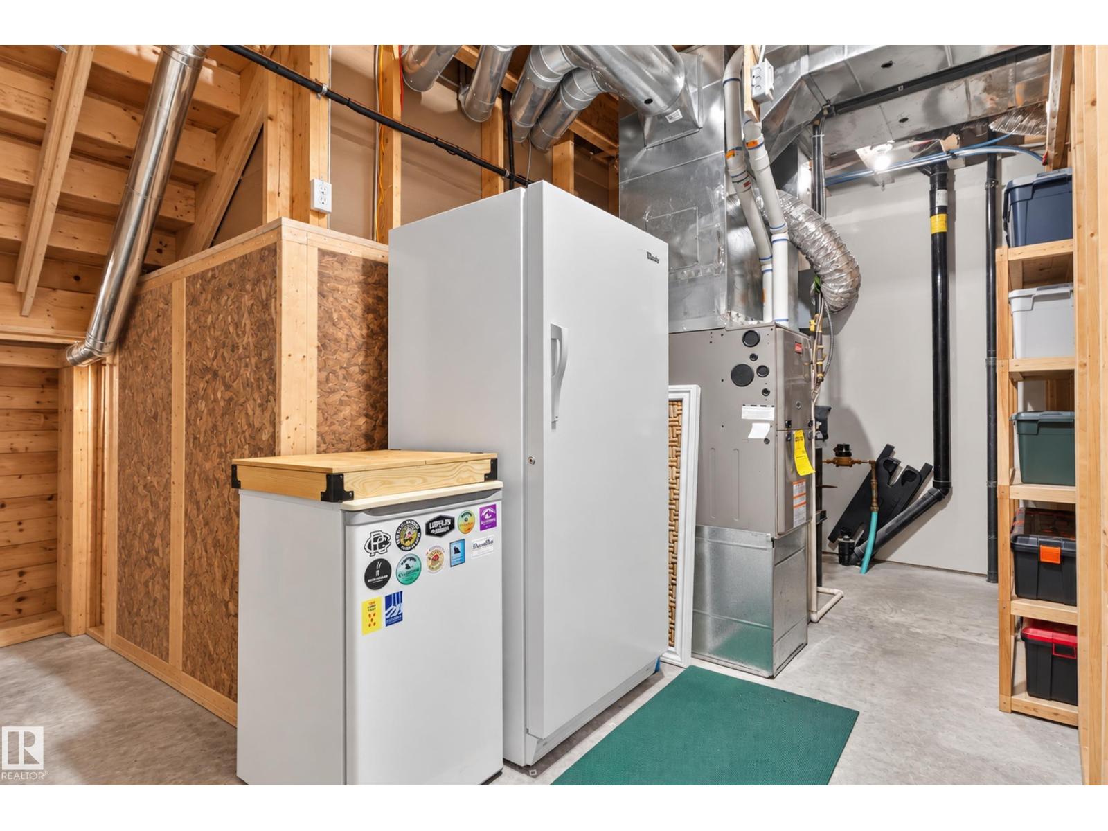 2322 67A ST SW - 39
