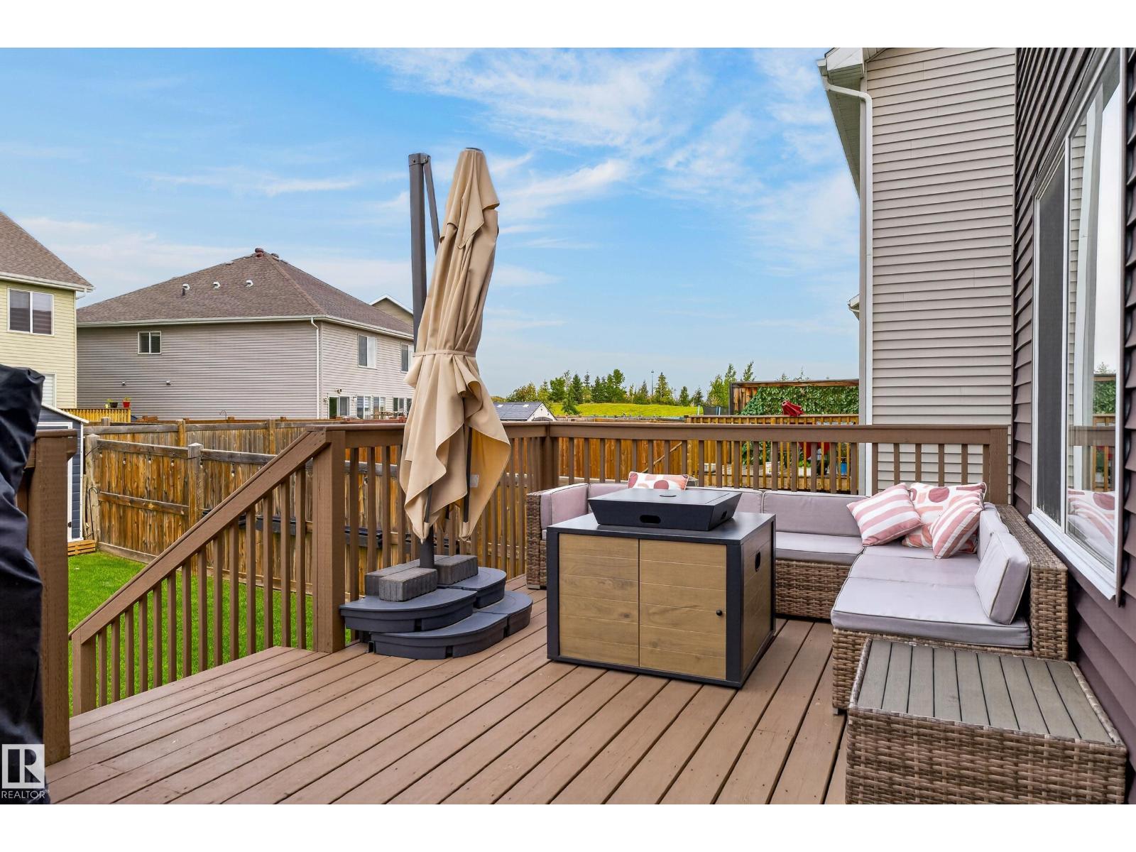 2322 67A ST SW - 44