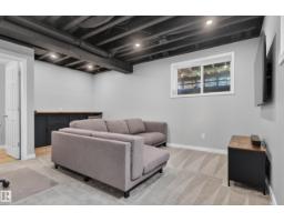 2322 67a St Sw, Edmonton, AB T6X2A9 Photo 36