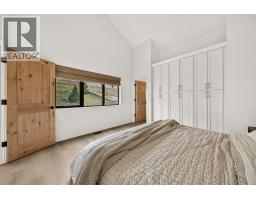 1731 Marina Estates Road, Lake Koocanusa, BC V0B1T4 Photo 39