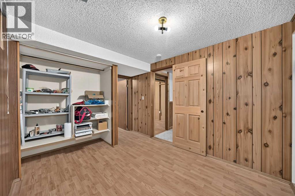 112 Queensland Place SE - Image 30
