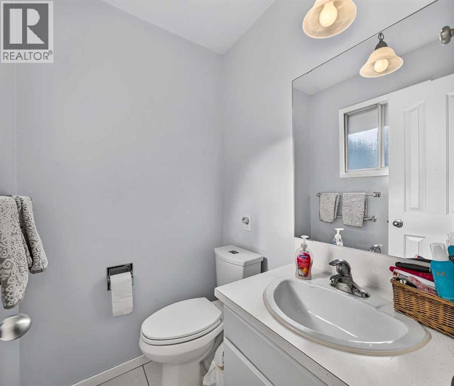 112 Queensland Place SE - Image 16