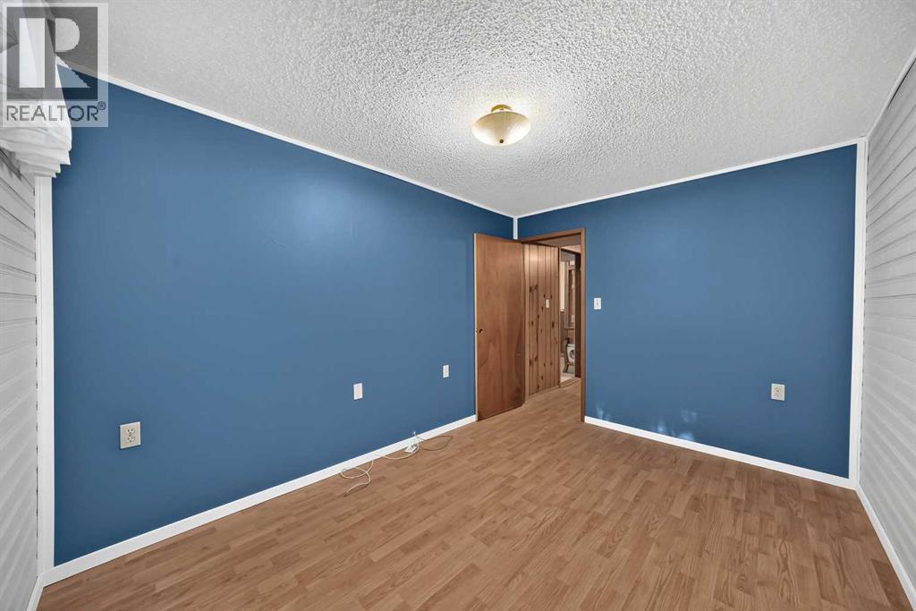 112 Queensland Place SE - Image 29