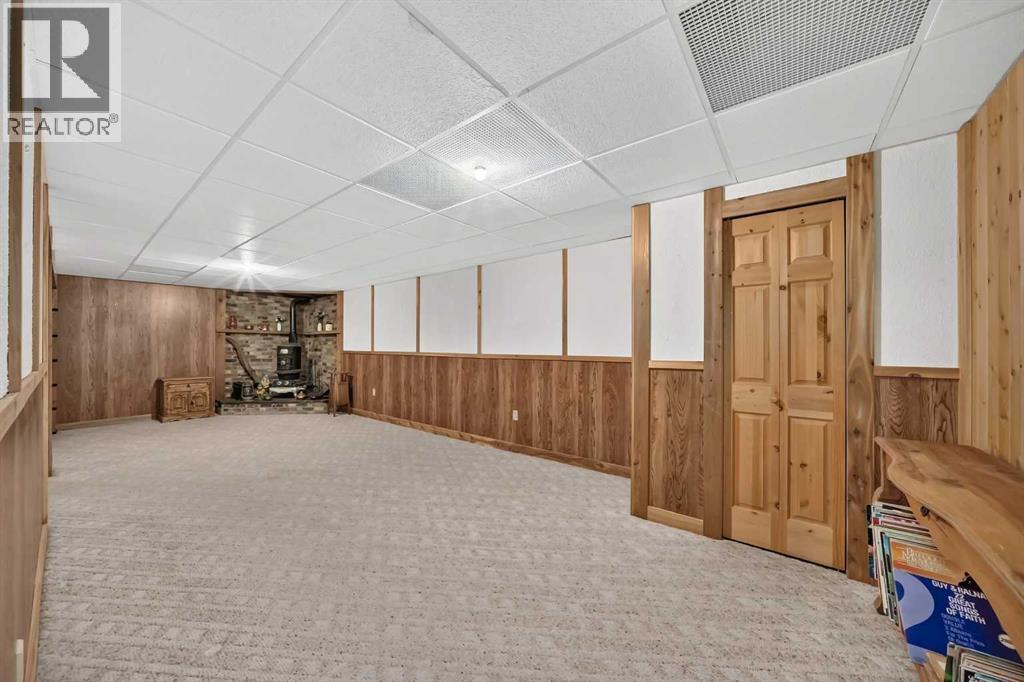 112 Queensland Place SE - Image 25