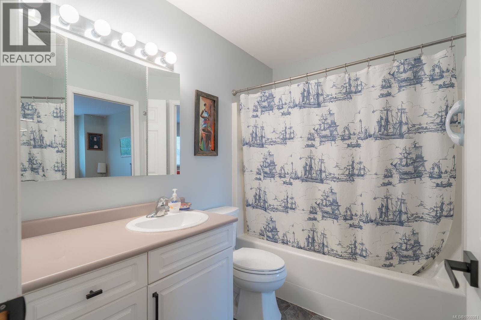 5453 Woodland Cres W - 15
