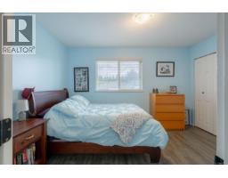 5453 Woodland Cres W, Port Alberni, BC V9Y8H1 Photo 13