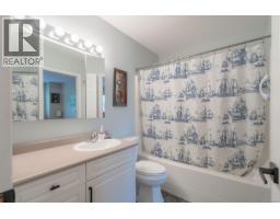5453 Woodland Cres W, Port Alberni, BC V9Y8H1 Photo 15