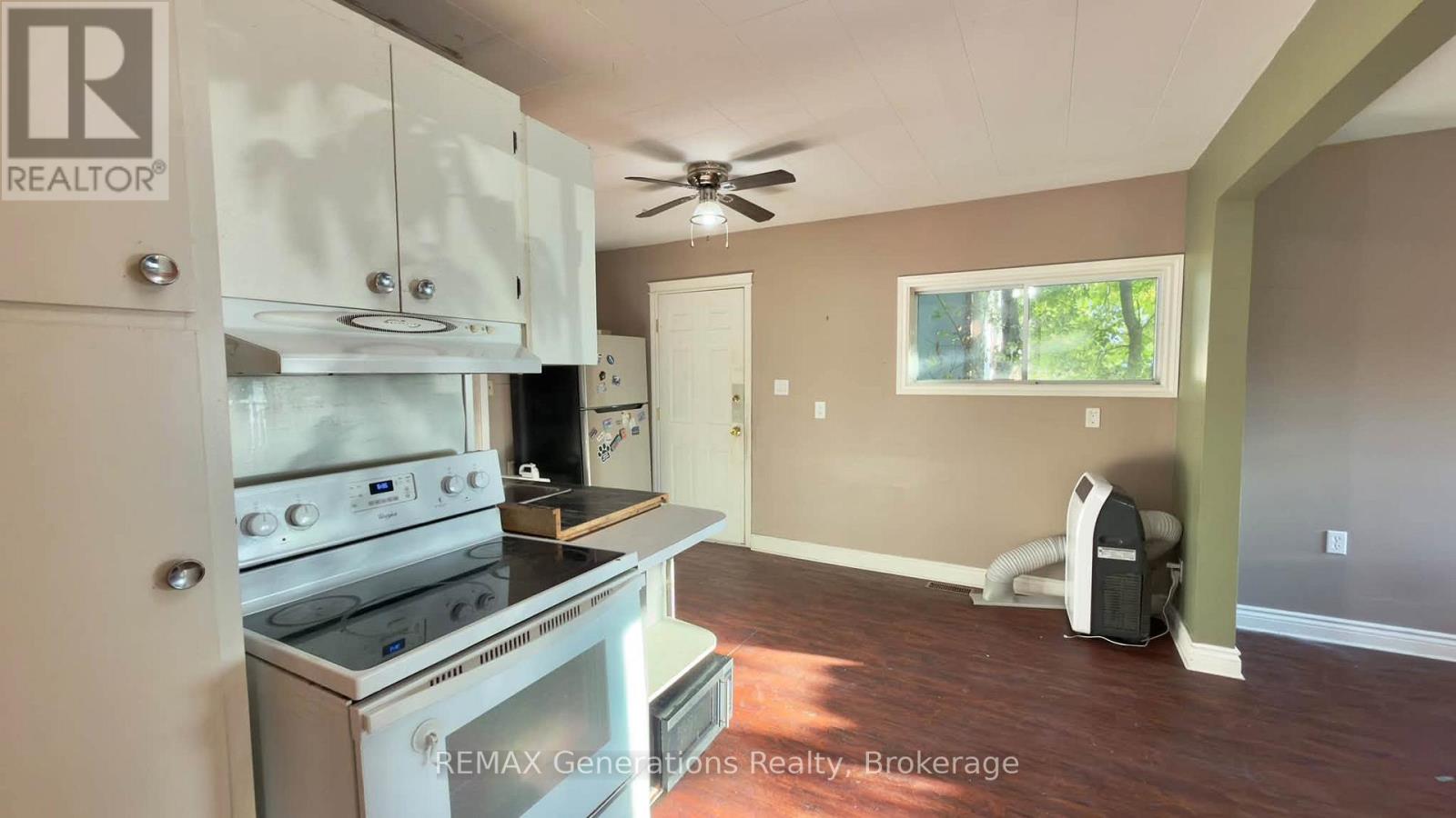 503 HIGH STREET S - 13