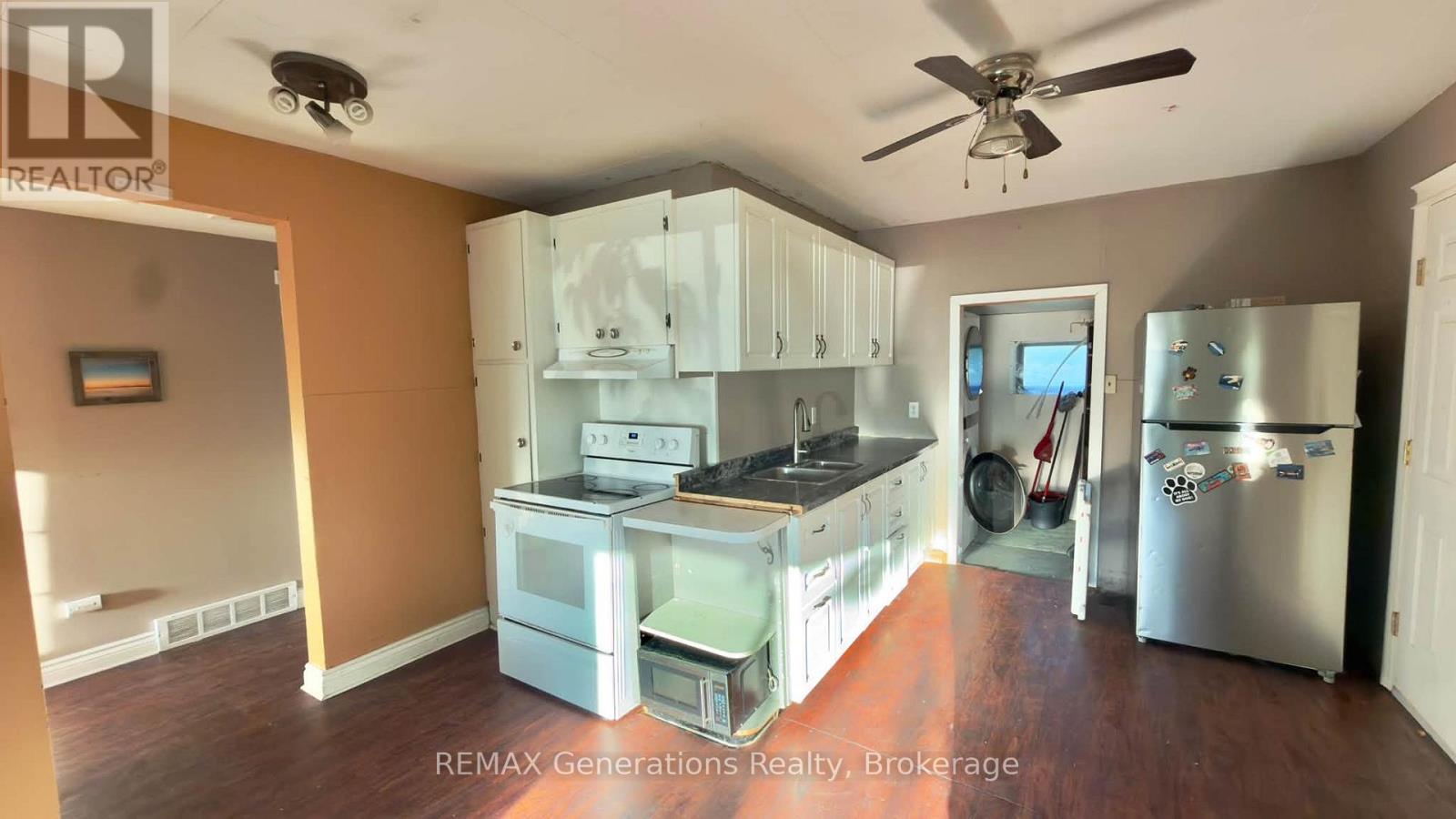 503 HIGH STREET S - 15