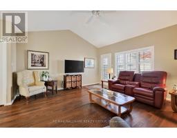 Living room - 2171 Descartes Street, Ottawa, ON K4A4E4 Photo 12