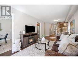 195 Richard Underhill Avenue, Whitchurch Stouffville, ON L4A0Z4 Photo 11