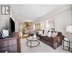 195 Richard Underhill Avenue, Whitchurch Stouffville, ON L4A0Z4 Photo 12